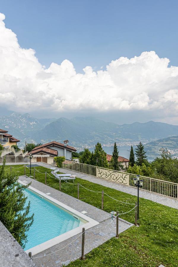 La Dolce Vita - Vista Lago E Piscina Parzanica Dış mekan fotoğraf